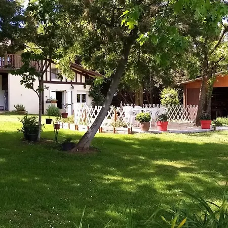 Vakantiehuis Le Grand Jardin Puydarrieux